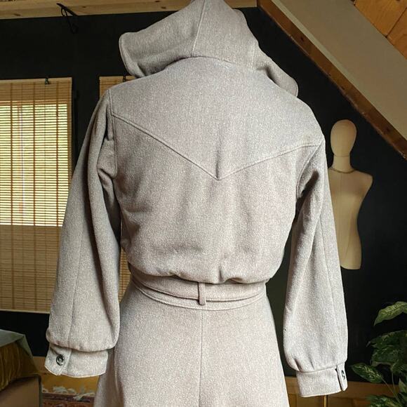 Very Vintage Wool Duster Coat with Hood - Picture 8 of 12